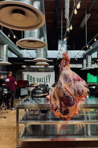 BBQ Valley Masterclass 'Beef Hindquarters' Cutting (12195)