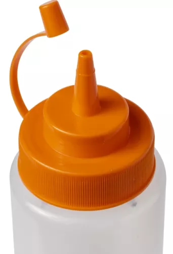 Traeger Traeger Flat Top Grill Squeeze Bottle (BAC845)